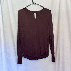 Athleta Women’s Sweater Shirt Long Sleeve Side Crossover Size XS Workout Comfort